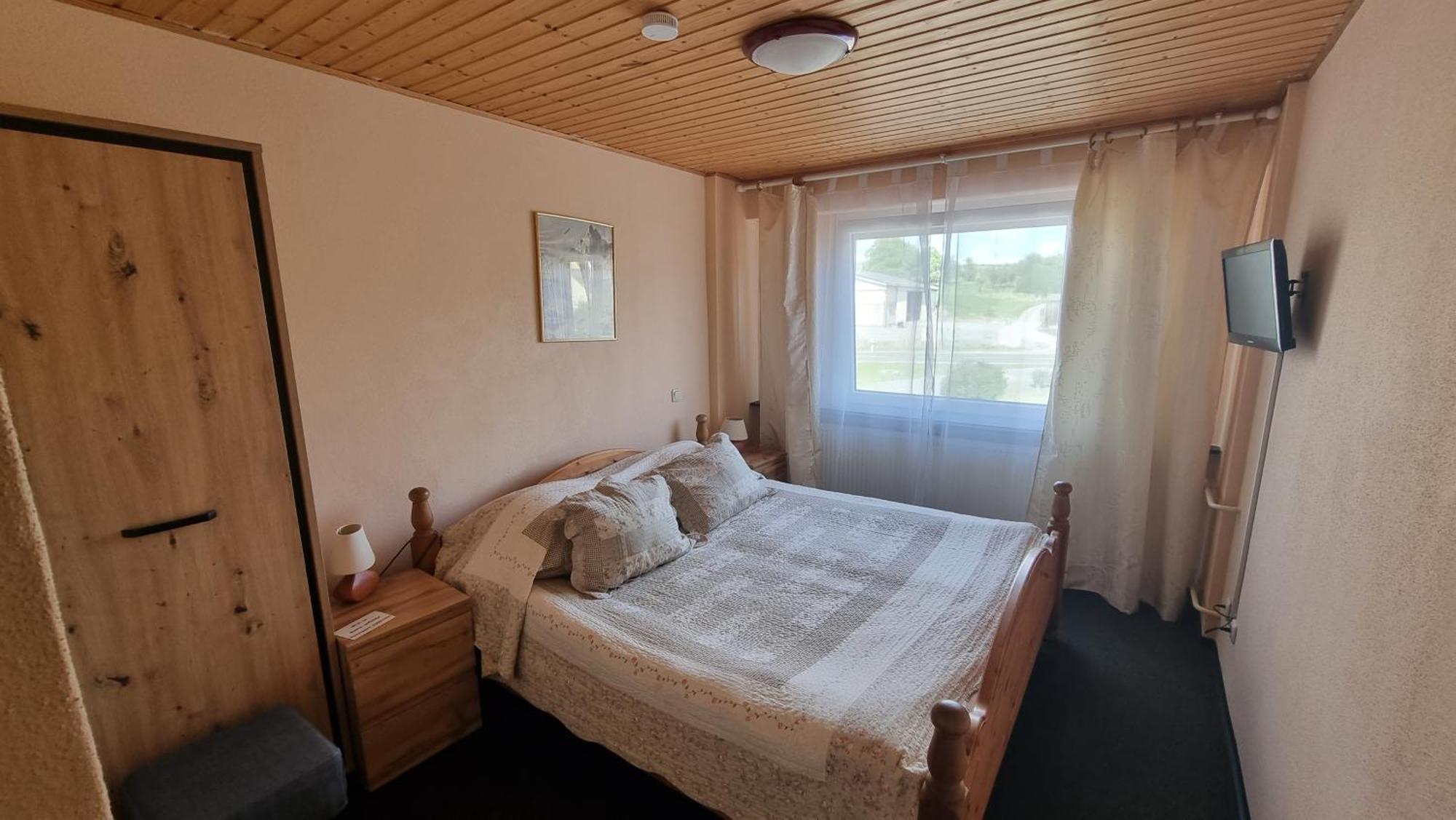 Landgasthof Frankentor Wasserlosen Екстериор снимка
